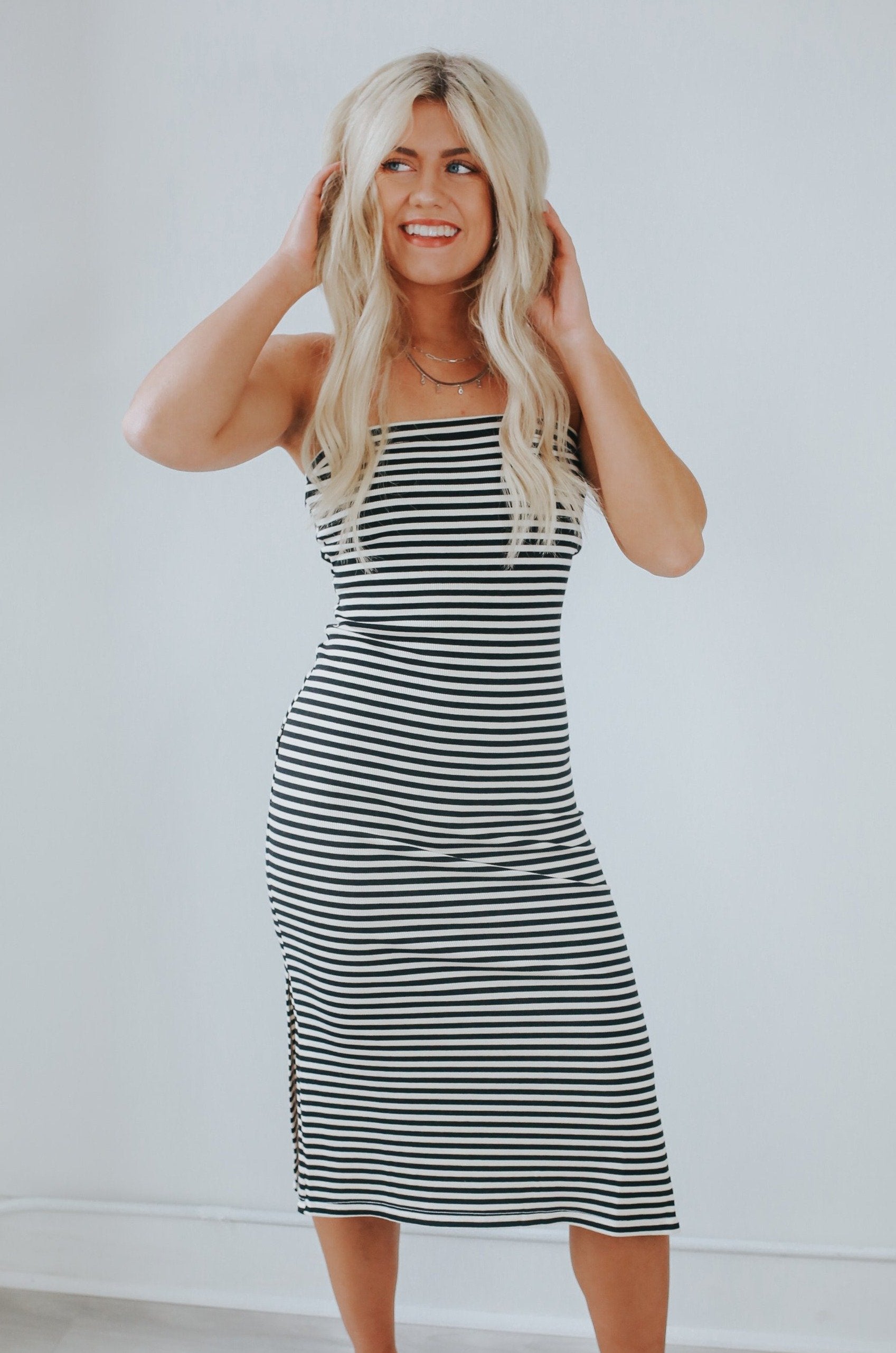 Playing Favorites Midi Dress - Black